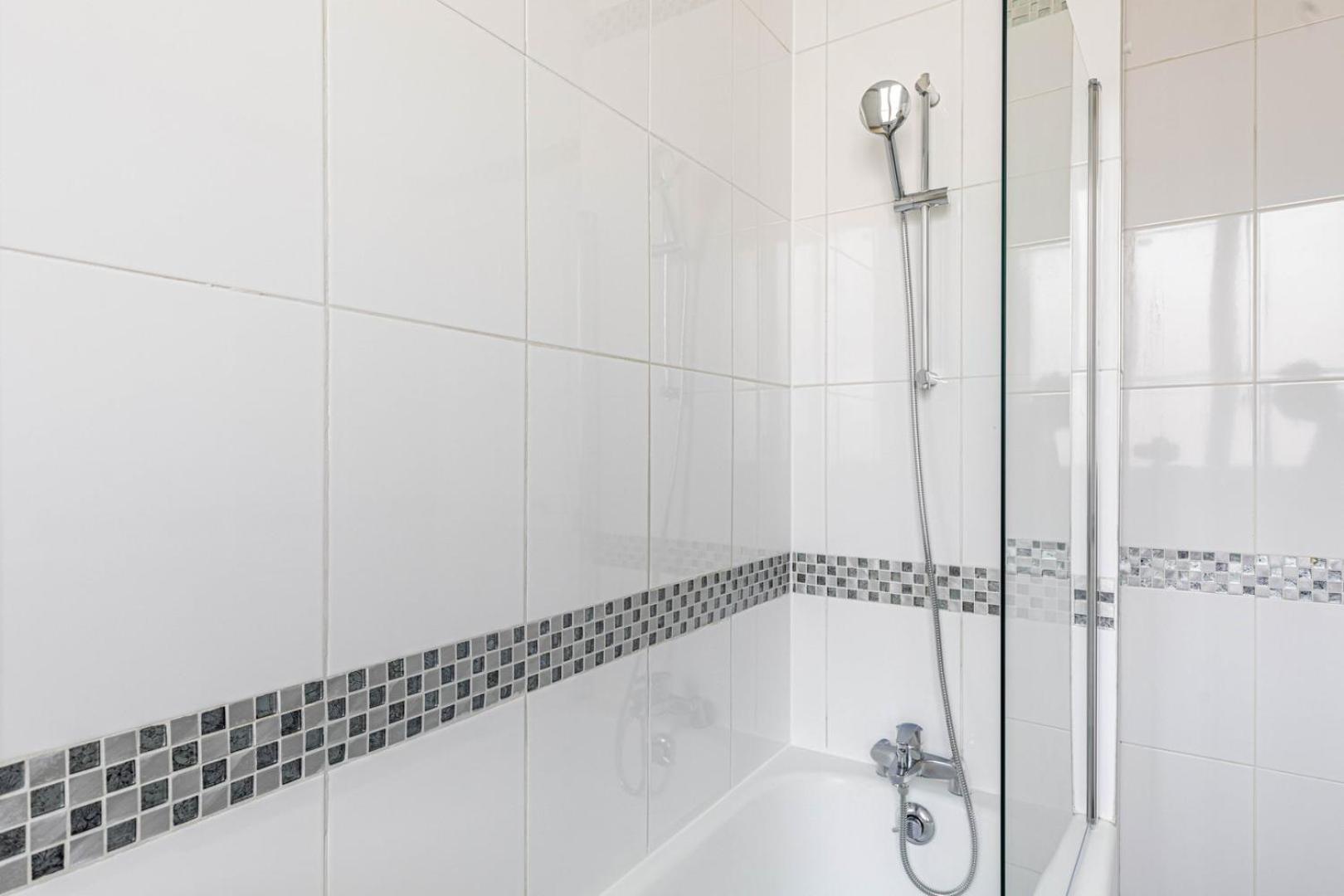 Guestready - Apt Moderne - Direct Champs Elysees Apartment Clichy Ngoại thất bức ảnh