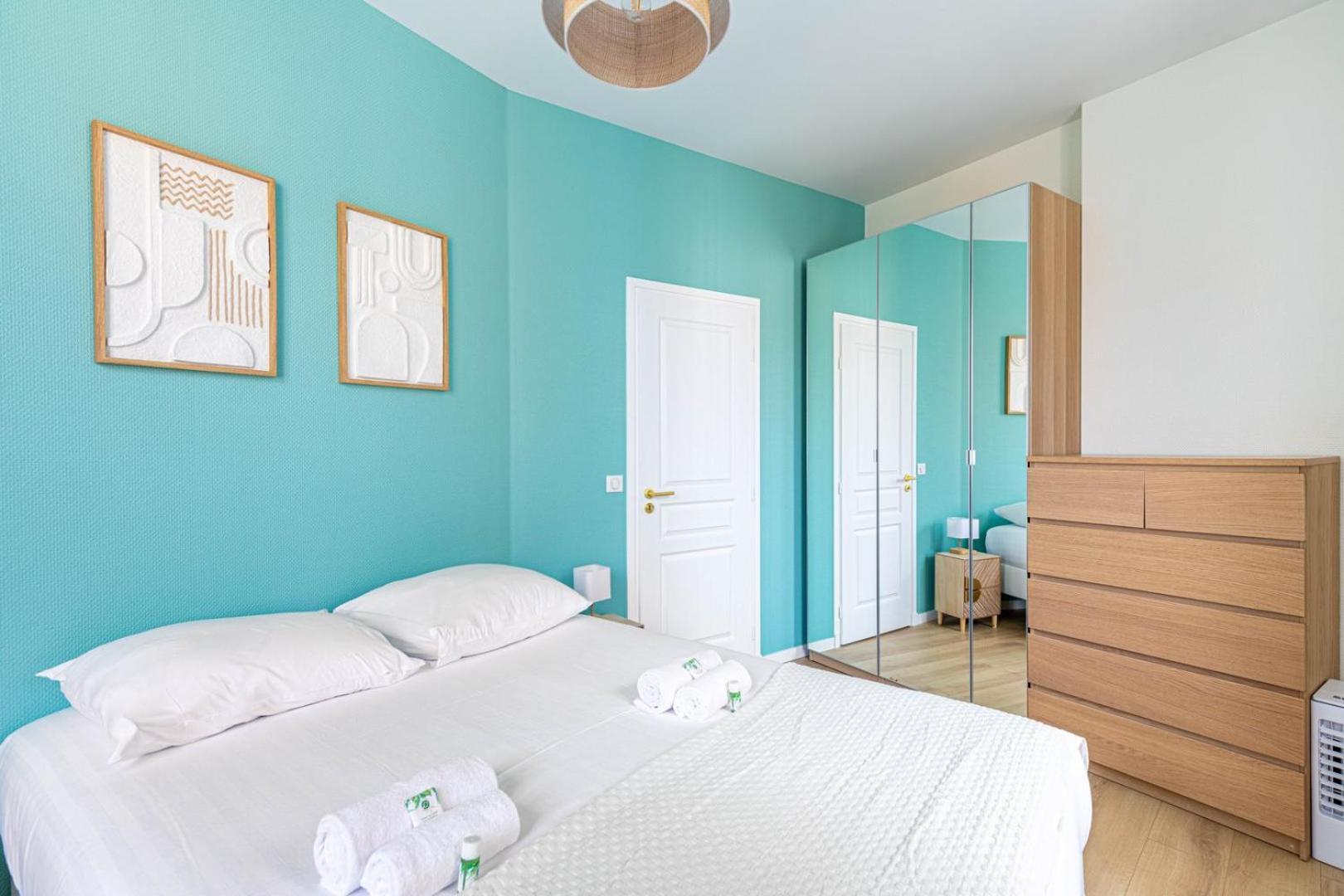 Guestready - Apt Moderne - Direct Champs Elysees Apartment Clichy Ngoại thất bức ảnh
