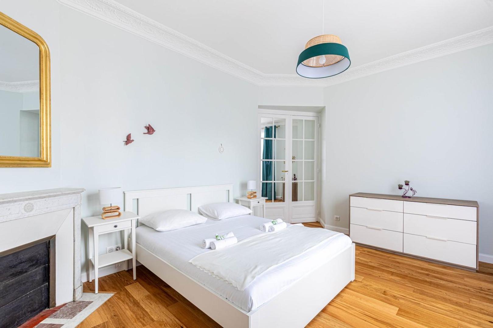 Guestready - Apt Moderne - Direct Champs Elysees Apartment Clichy Ngoại thất bức ảnh